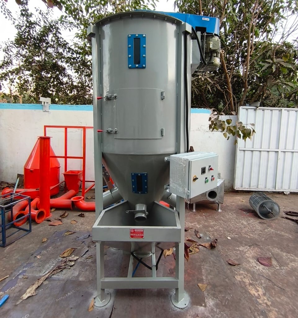 vertical-mixing-machine